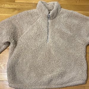 Plush hollister half zip.